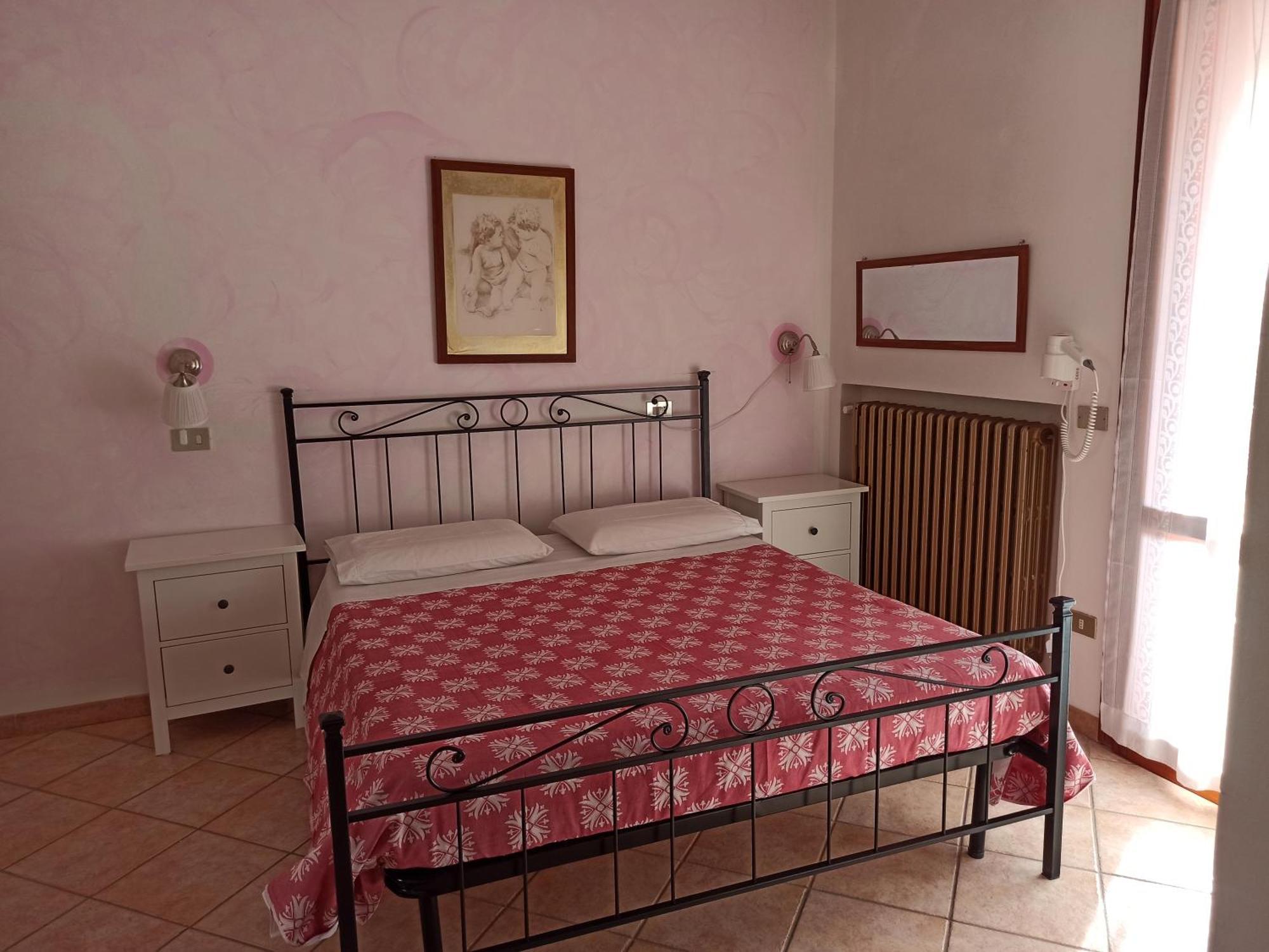 Agriturismo La Quiete Roncofreddo Habitación foto